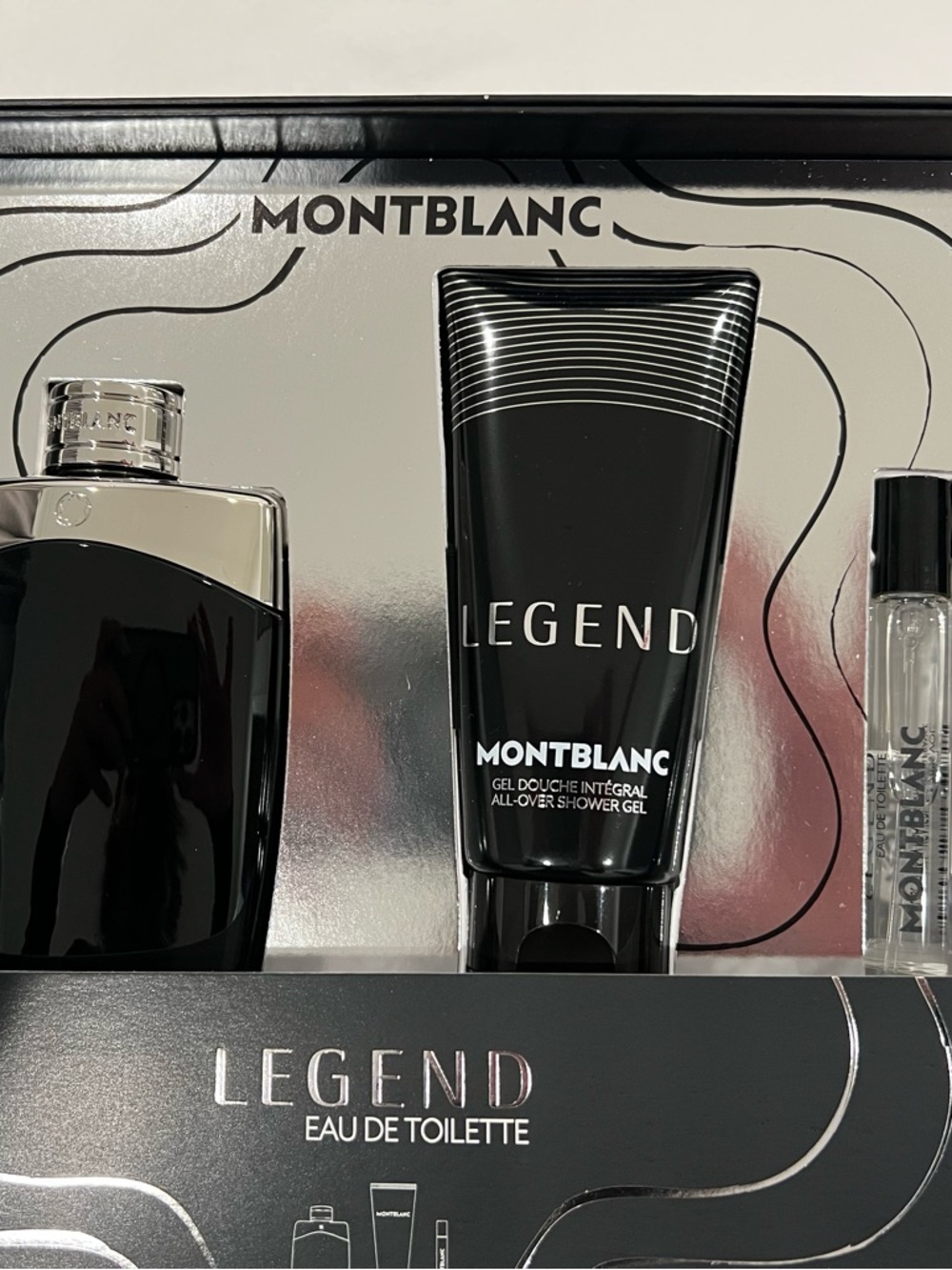 Montblanc Legend Gift Set in Black and Silver